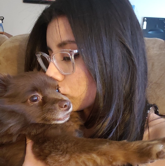 Meet your Posher, Julia - Picture 1 of 1